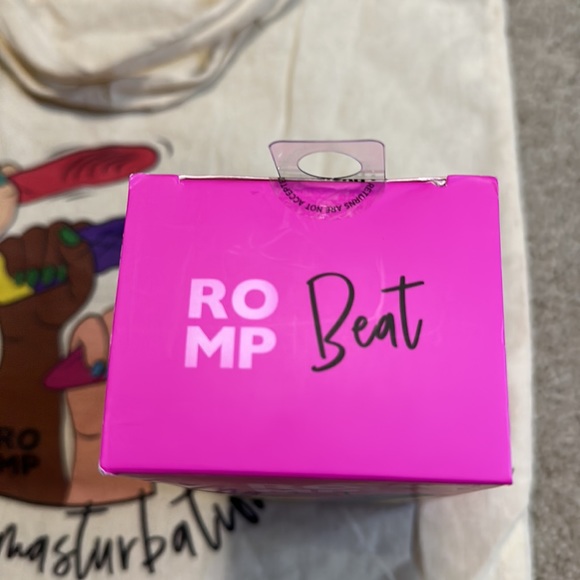 New Romp toy bundle includes toy+bag - Picture 6 of 8